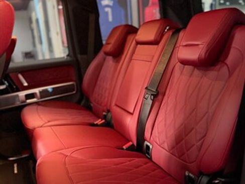 Used 2027 Mercedes-Benz G 63 AMG 4MATIC image 13