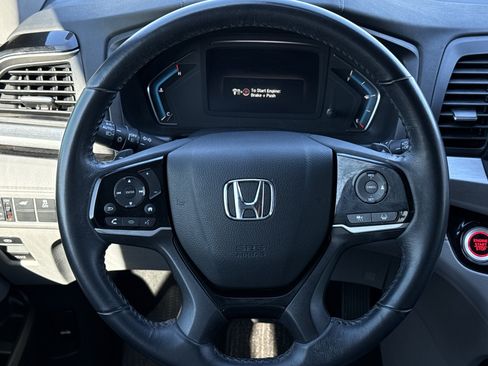 Used 2023 Honda Odyssey Touring image 18