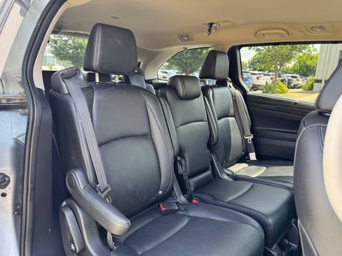 Used 2025 Honda Odyssey EX-L image 12