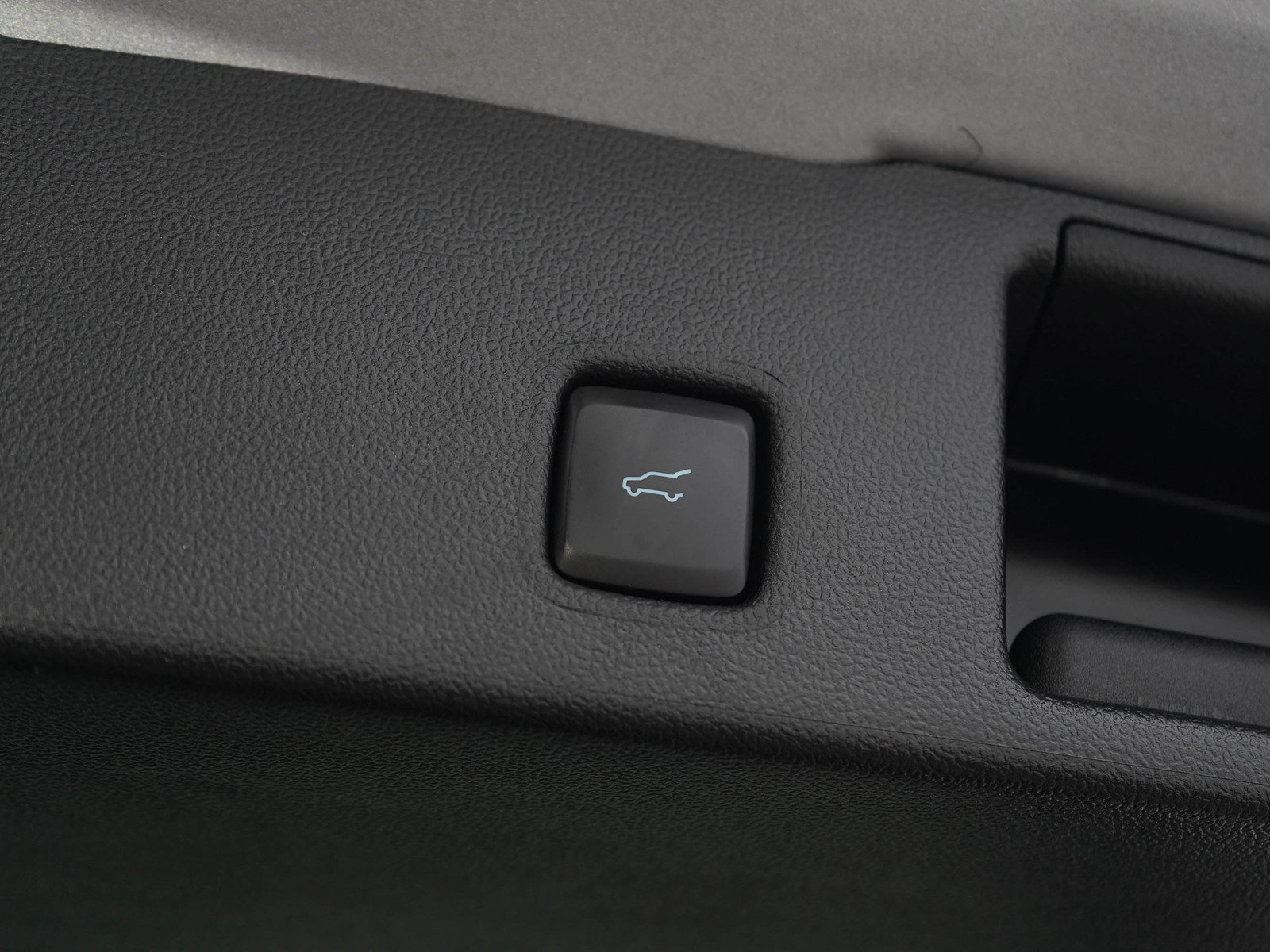 Used 2024 Ford Escape Platinum AWD/4WD image 11