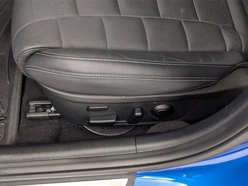 Used 2023 Kia Stinger GT2 image 27