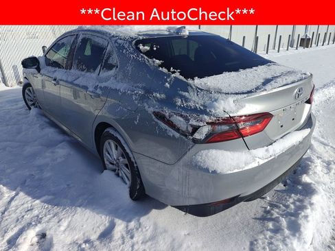 Used 2023 Toyota Camry LE image 4
