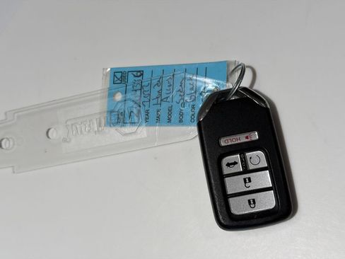 Used 2022 Honda Accord Touring image 34