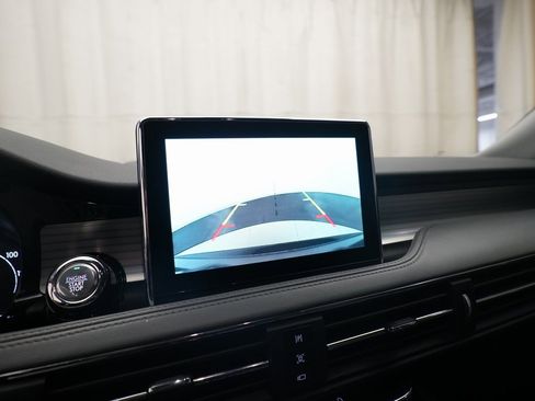 Used 2022 Lincoln Corsair AWD w/ Premium Package image 20