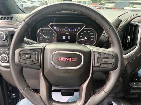 Used 2020 GMC Sierra 1500 AT4 w/ AT4 Premium Package AWD/4WD image 16