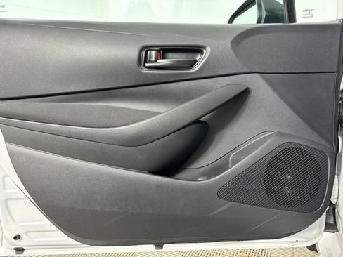Used 2026 Toyota Corolla LE FWD image 23