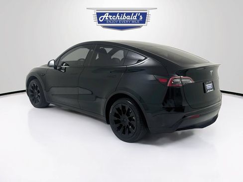 Used 2023 Tesla Model Y Long Range AWD/4WD image 5