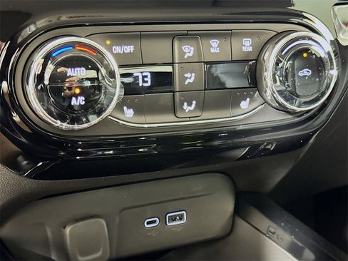 New 2026 Chevrolet Trax LT w/ Driver Confidence Package image 9