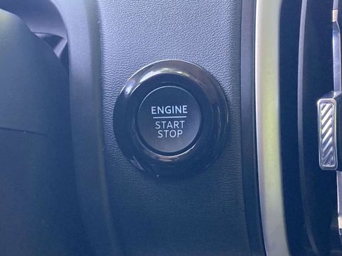 Used 2025 Ford Expedition Active RWD image 28