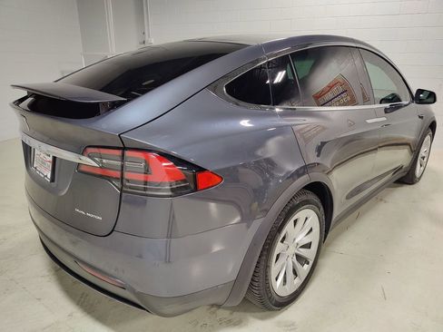 Used 2020 Tesla Model X Long Range image 5