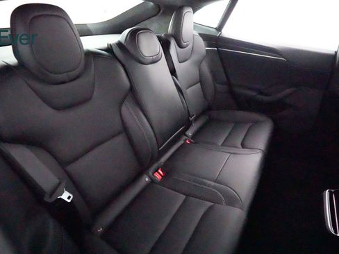 Used 2022 Tesla Model S Plaid AWD/4WD image 5