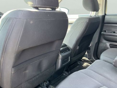Used 2023 Nissan Pathfinder SV FWD image 16