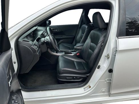 Used 2017 Honda Accord Sport Special Edition image 7