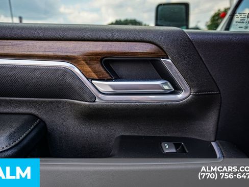 Used 2025 Chevrolet Silverado 3500 High Country w/ High Country Premium Package AWD/4WD image 60