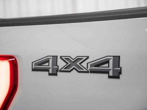 Certified 2023 Ford F150 Lariat w/ Equipment Group 502A High image 27