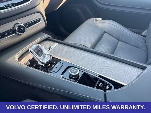 Certified 2025 Volvo XC90 T8 Ultra w/ Lounge Package AWD/4WD image 20
