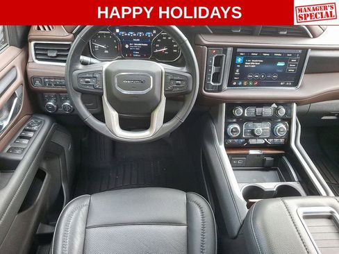 Used 2021 GMC Yukon Denali image 13