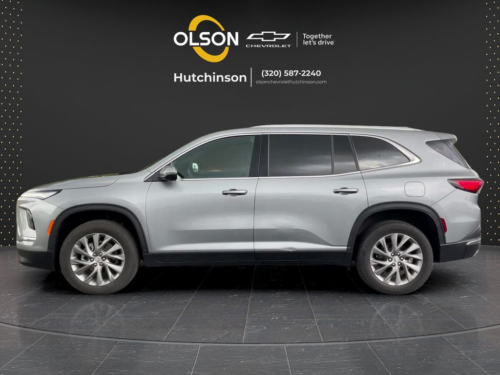 Certified 2026 Buick Enclave Preferred AWD/4WD image 3