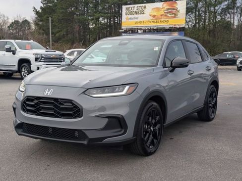 Used 2025 Honda HR-V Sport image 6