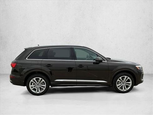 Used 2025 Audi Q7 3.0T Premium Plus image 4