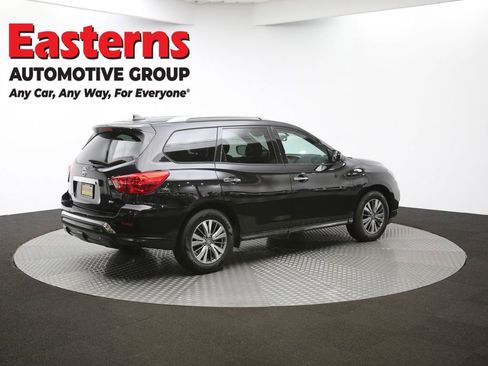 Used 2019 Nissan Pathfinder SV image 42