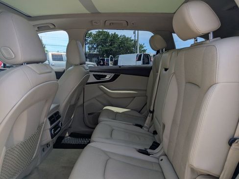 Used 2019 Audi Q7 2.0T Premium Plus w/ Premium Plus Package AWD/4WD image 14