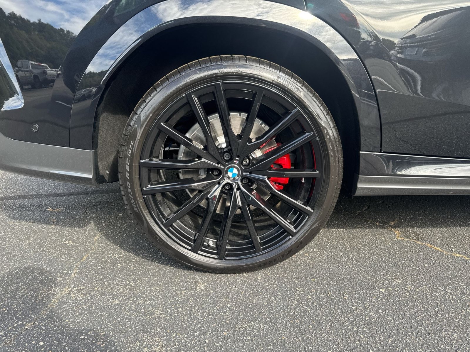 New 2027 BMW X6 M60i AWD/4WD image 31