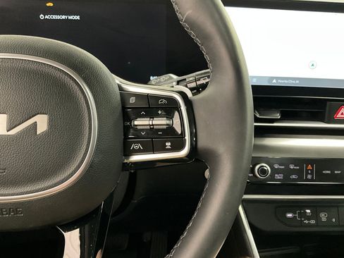 Used 2026 Kia Carnival SX Prestige image 19