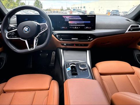 Used 2025 BMW i4 eDrive40 w/ M Sport Package RWD image 10