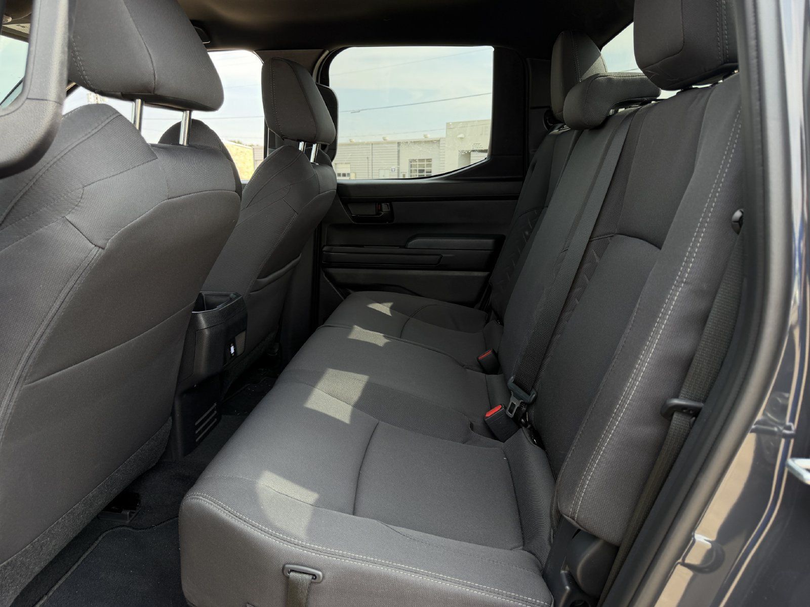 Used 2025 Toyota Tacoma SR5 AWD/4WD image 28