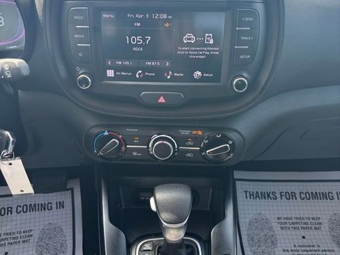 Used 2024 Kia Soul LX w/ Option Group 015 FWD image 18