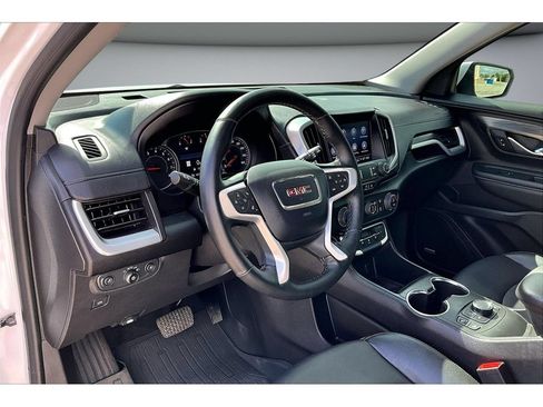 Used 2024 GMC Terrain SLT w/ Infotainment Package II AWD/4WD image 15