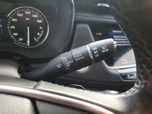 Certified 2023 Cadillac XT5 Premium Luxury image 46