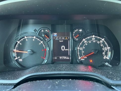 Used 2021 Toyota 4Runner SR5 image 24