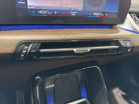 Certified 2023 BMW X1 xDrive28i w/ M Sport Package image 27