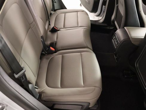New 2026 Lincoln Corsair Premiere FWD image 15