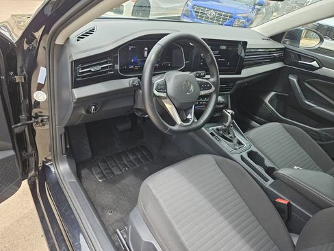 Used 2025 Volkswagen Jetta S FWD image 13