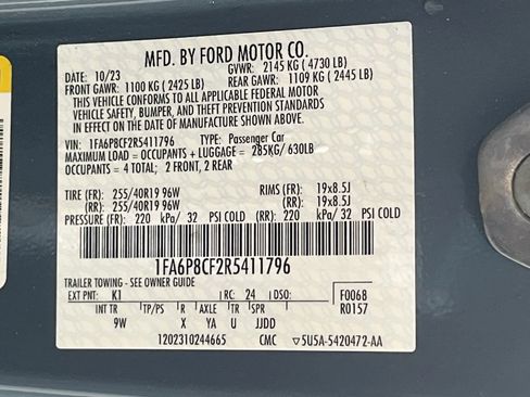 Used 2024 Ford Mustang GT Premium RWD image 31