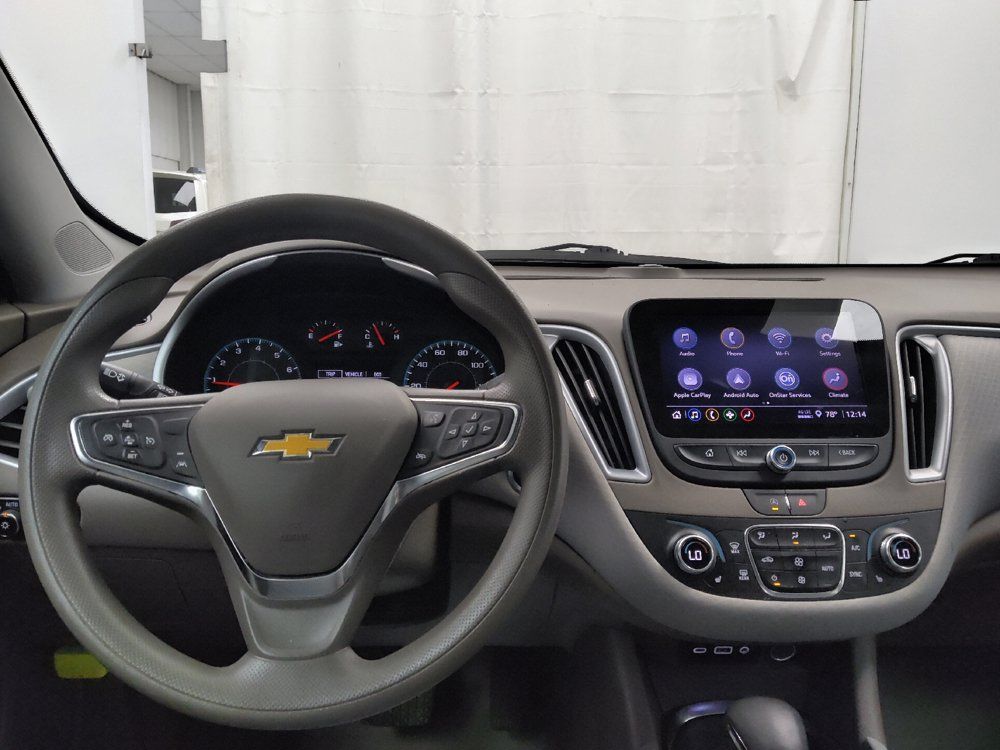 Used 2023 Chevrolet Malibu LT FWD image 22
