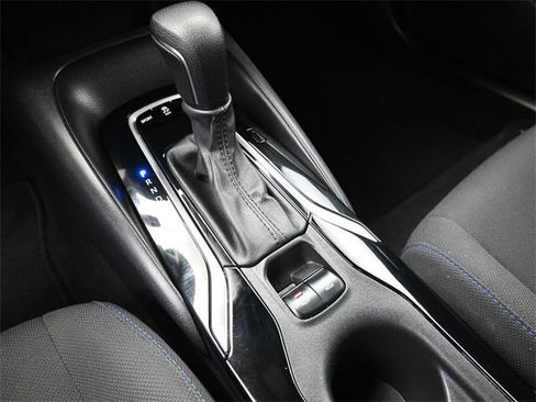 Used 2022 Toyota Corolla SE image 29