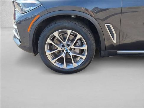 Used 2019 BMW X5 xDrive40i w/ Convenience Package AWD/4WD image 24