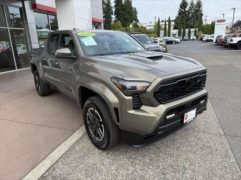Certified 2026 Toyota Tacoma TRD Sport AWD/4WD image 17