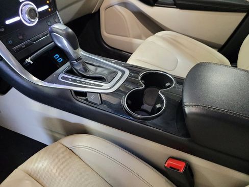 Used 2017 Ford Edge Titanium w/ Equipment Group 302A AWD/4WD image 26