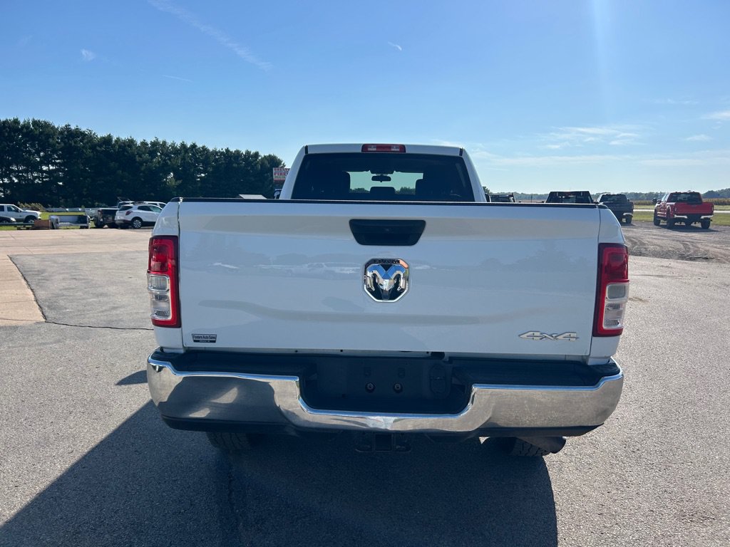 Used 2020 RAM 2500 Tradesman w/ Chrome Appearance Group AWD/4WD image 6