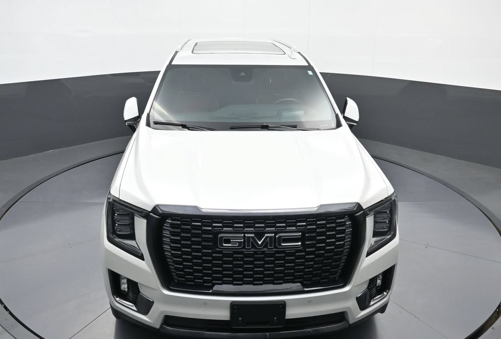 Used 2023 GMC Yukon Denali Ultimate AWD/4WD image 32