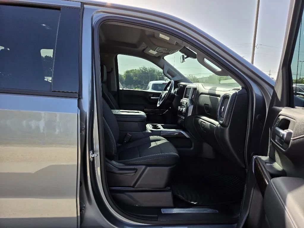 Used 2020 GMC Sierra 1500 Elevation w/ Elevation Value Package RWD image 22