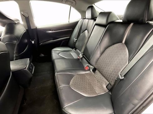 Used 2023 Toyota Camry XSE image 19