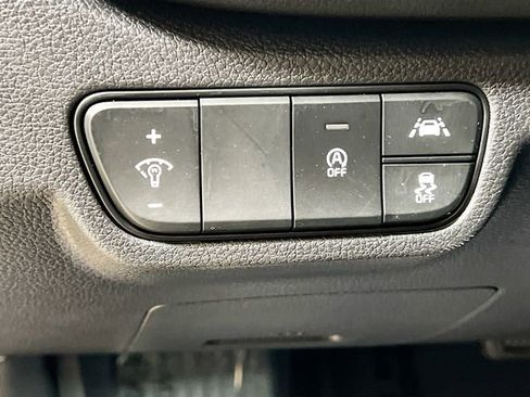 Certified 2023 Kia Seltos S image 10