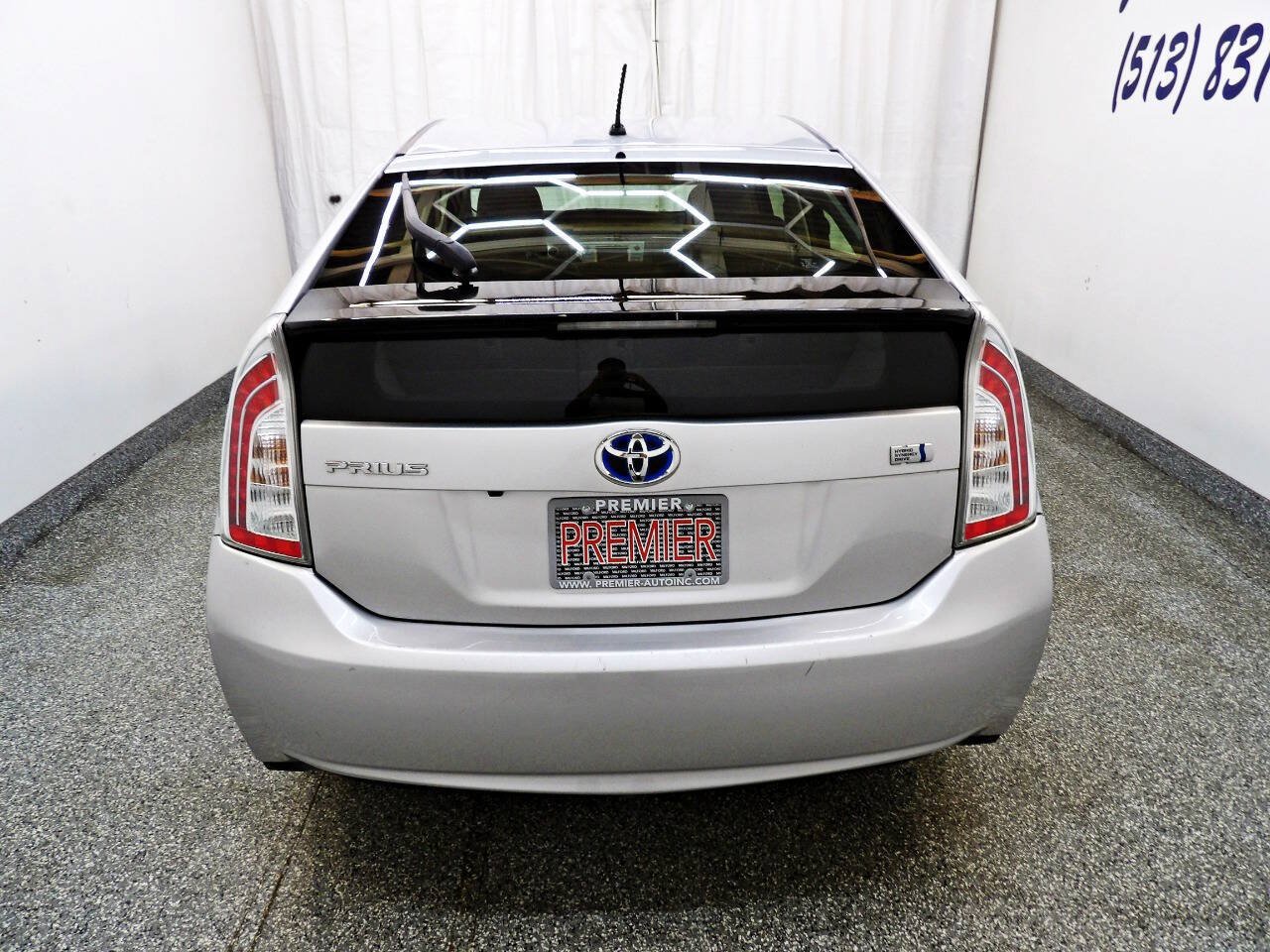 Used 2015 Toyota Prius Two FWD image 5