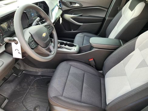 New 2026 Chevrolet Trax LS FWD image 9